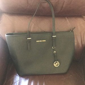 Michael Kors should bag